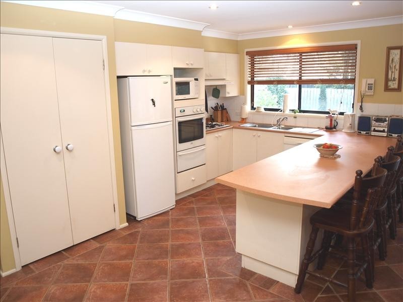 99  Jasmine Drive, Bomaderry NSW 2541