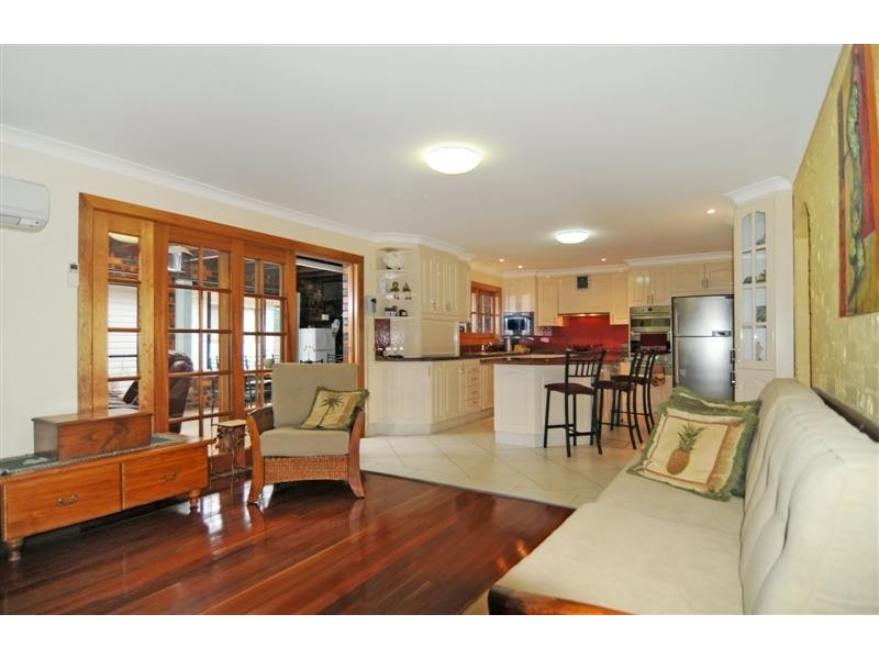 5 Throsby Street, Shoalhaven Heads NSW 2535