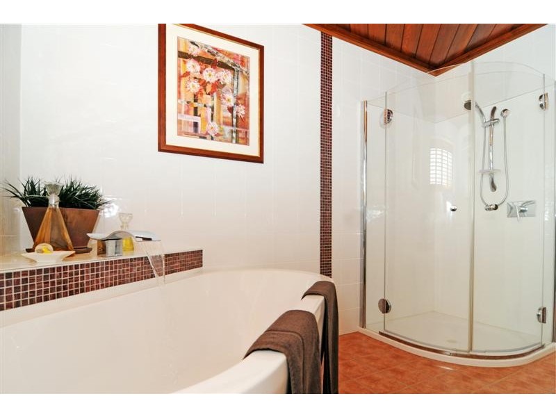 5 Throsby Street, Shoalhaven Heads NSW 2535