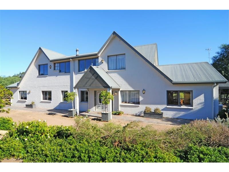 10 Borrowdale Close, Berry NSW 2535