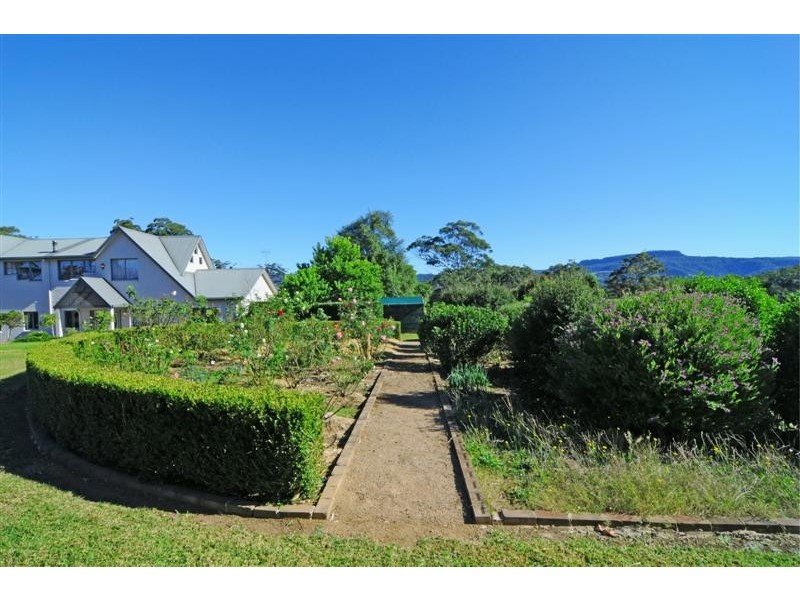 10 Borrowdale Close, Berry NSW 2535