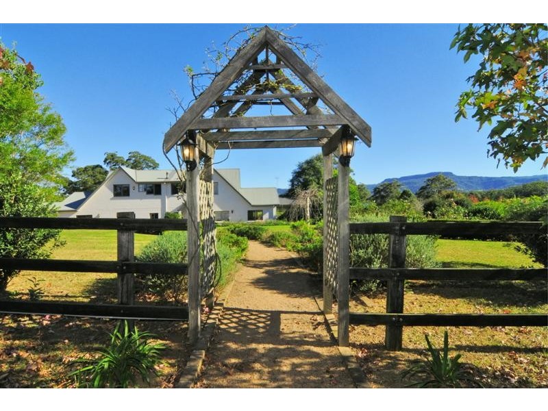 10 Borrowdale Close, Berry NSW 2535