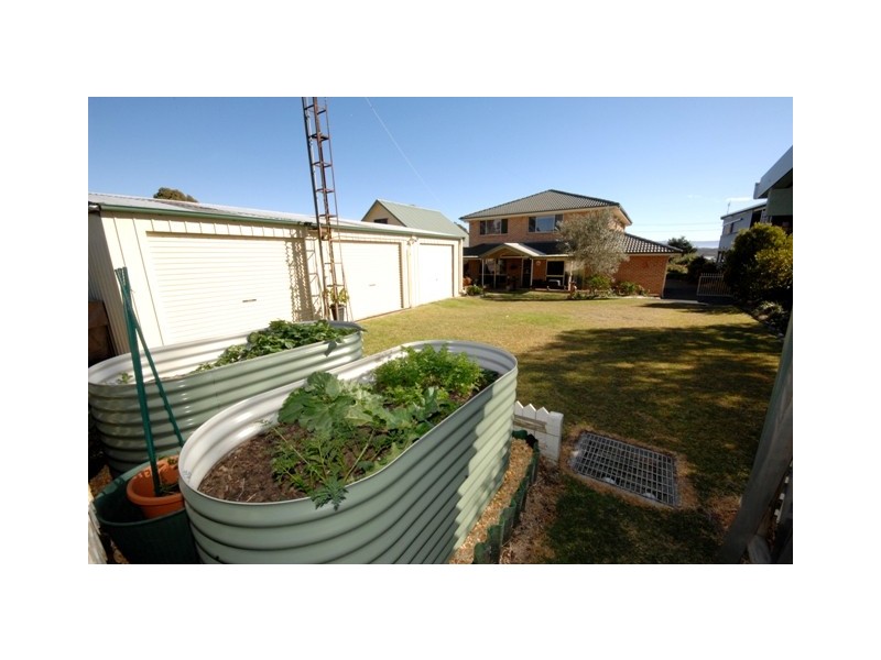 42 Orama Crescent, Orient Point NSW 2540