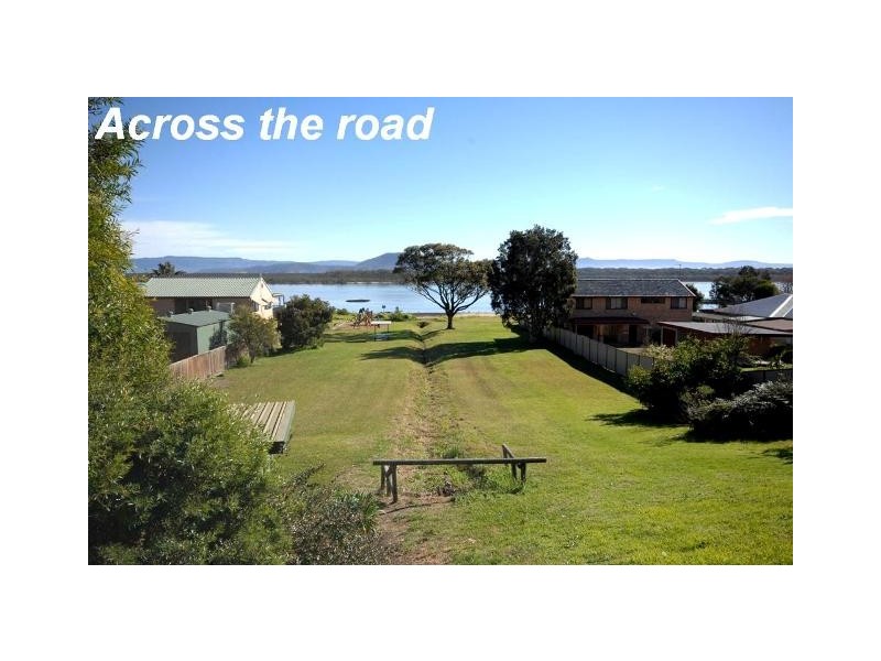 42 Orama Crescent, Orient Point NSW 2540