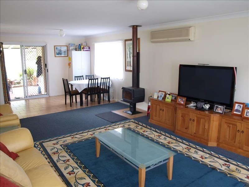 81 Watt Road, Falls Creek NSW 2540