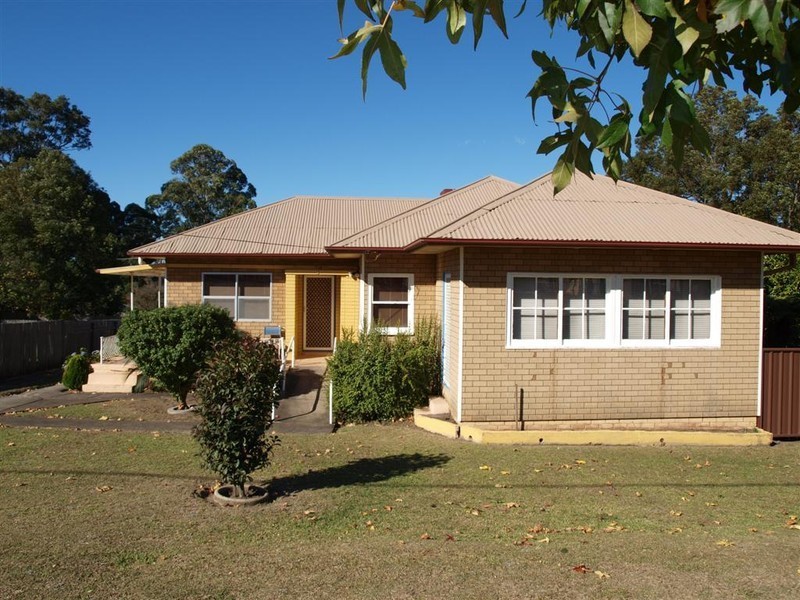 2 Ryan Avenue, Nowra NSW 2541