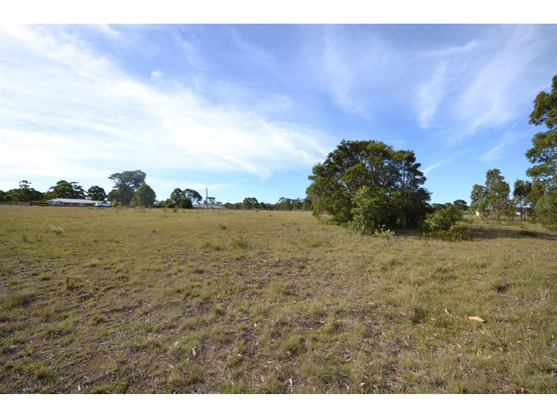174 Stringybark Road, Nowra Hill NSW 2540