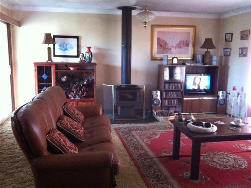 35 Ravenscliffe Road, Shoalhaven Heads NSW 2535