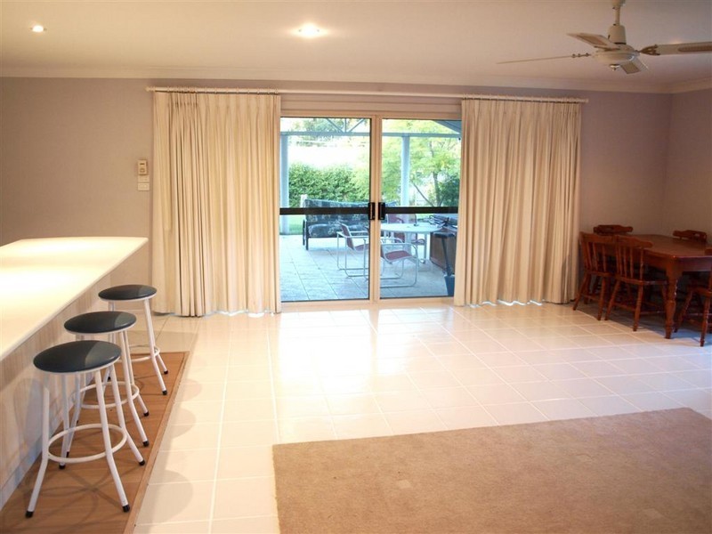 9 Cavanagh Lane, West Nowra NSW 2541