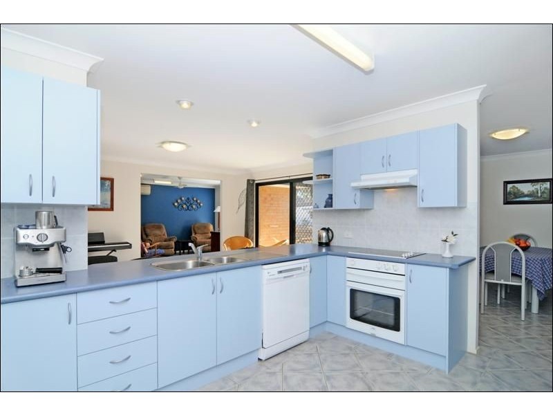 7 Mathews Street, Shoalhaven Heads NSW 2535