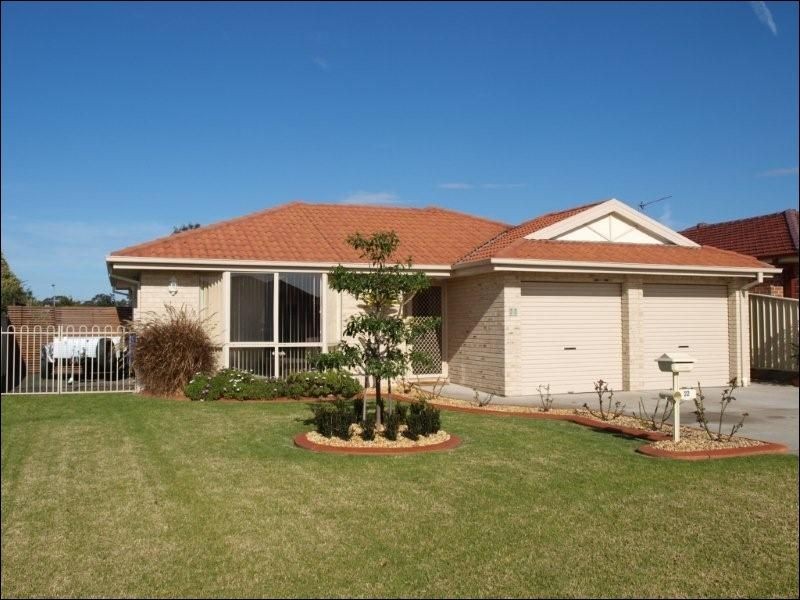 22 Guinea Flower Crescent, Worrigee NSW 2540