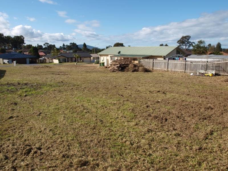 15 Royal Street, Worrigee NSW 2540