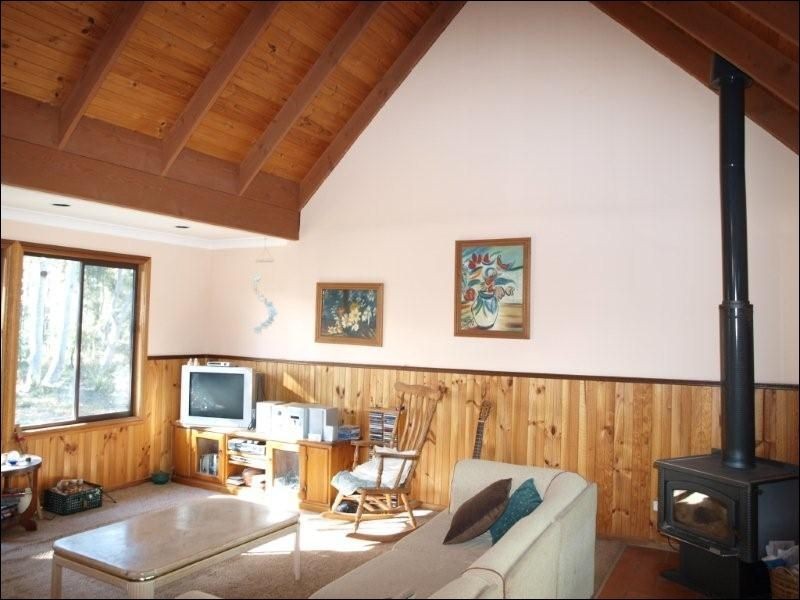 49 Watt Road, Falls Creek NSW 2540