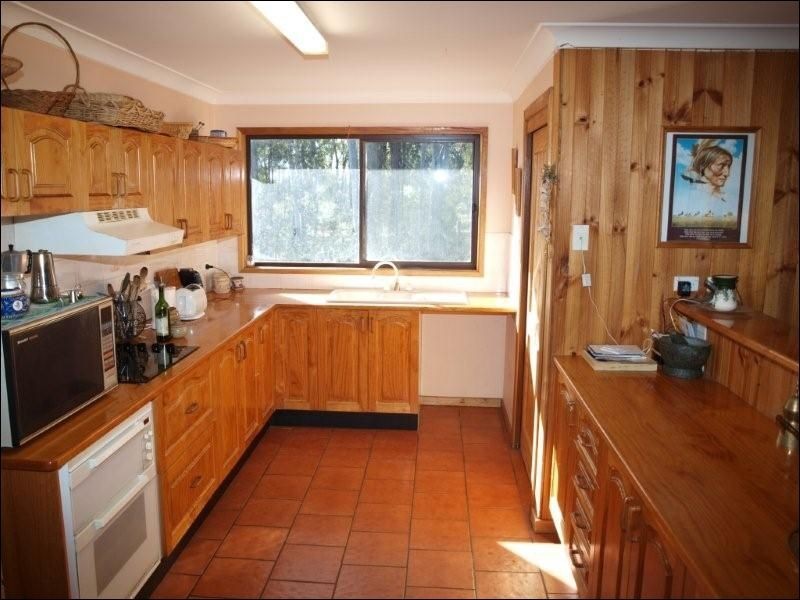 49 Watt Road, Falls Creek NSW 2540