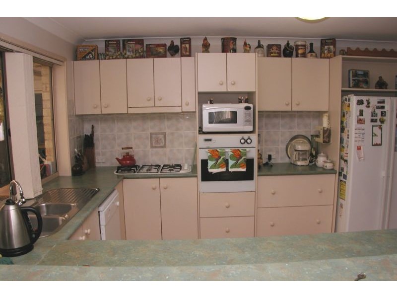 26 Scott Street, Shoalhaven Heads NSW 2535