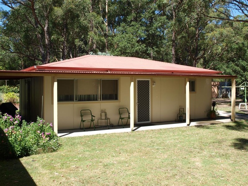 13 Fairfax Road, Woollamia NSW 2540