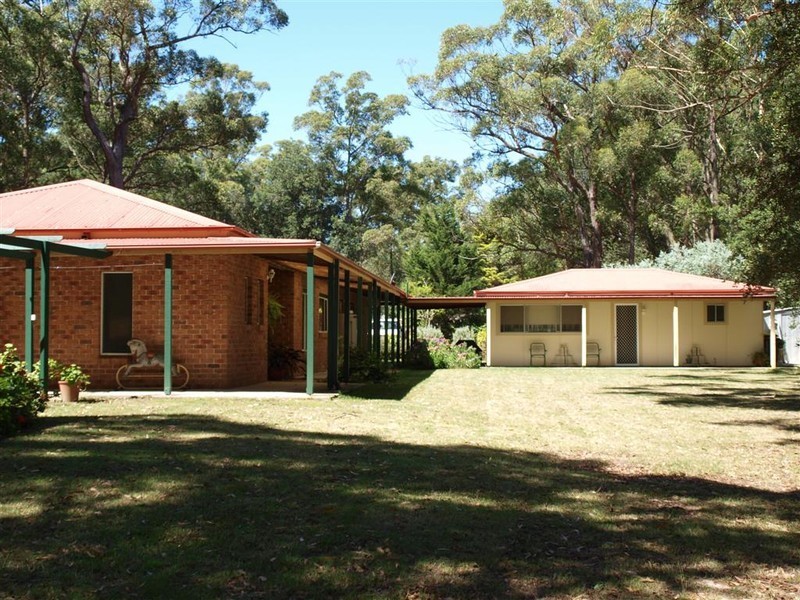 13 Fairfax Road, Woollamia NSW 2540