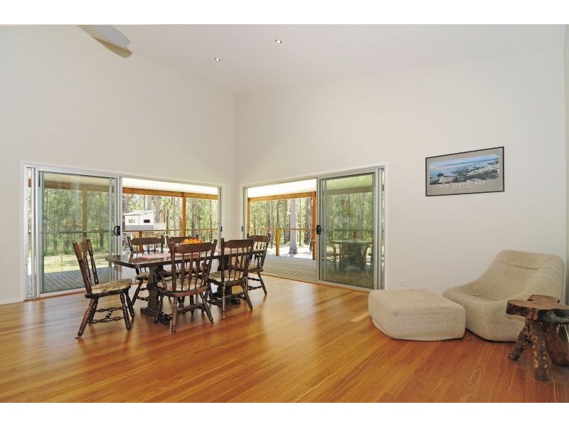 536 Woollamia Road, Woollamia NSW 2540