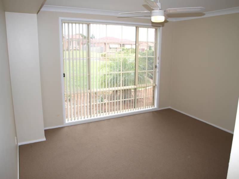 53 Illawarra Circuit, Worrigee NSW 2540