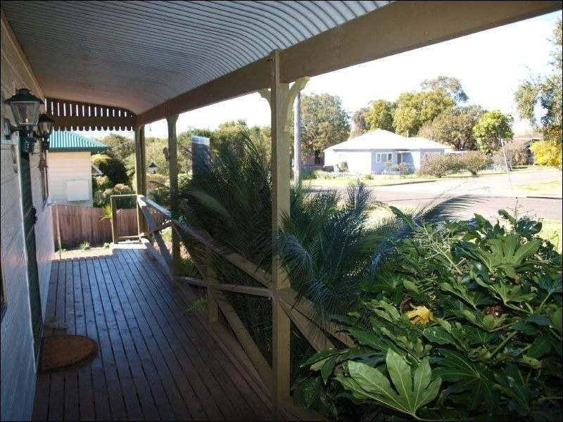 9 Huxley Street, Nowra NSW 2541