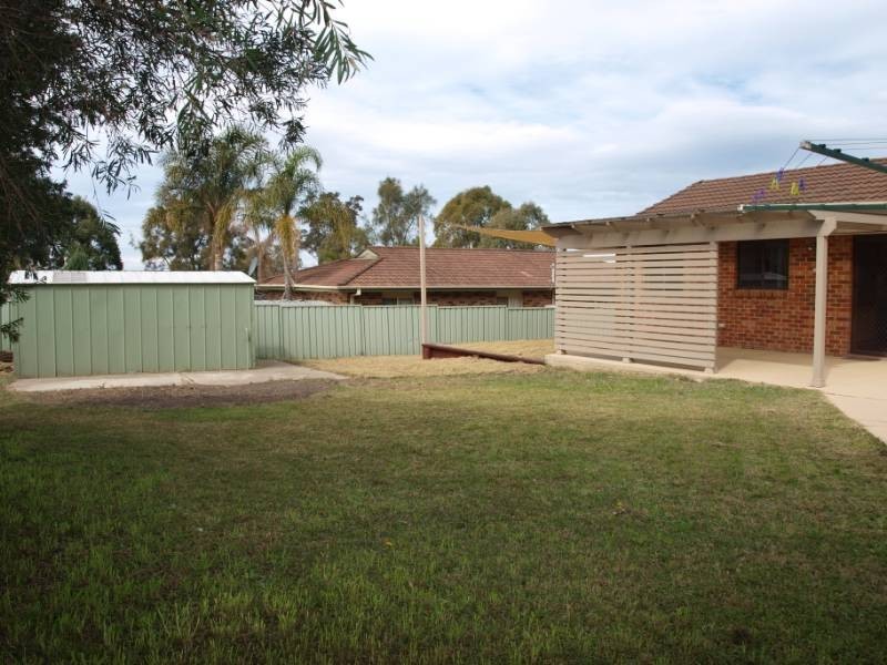 3 Isa Road, Worrigee NSW 2540