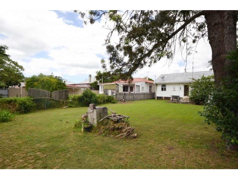 49 Moss Street, Nowra NSW 2541