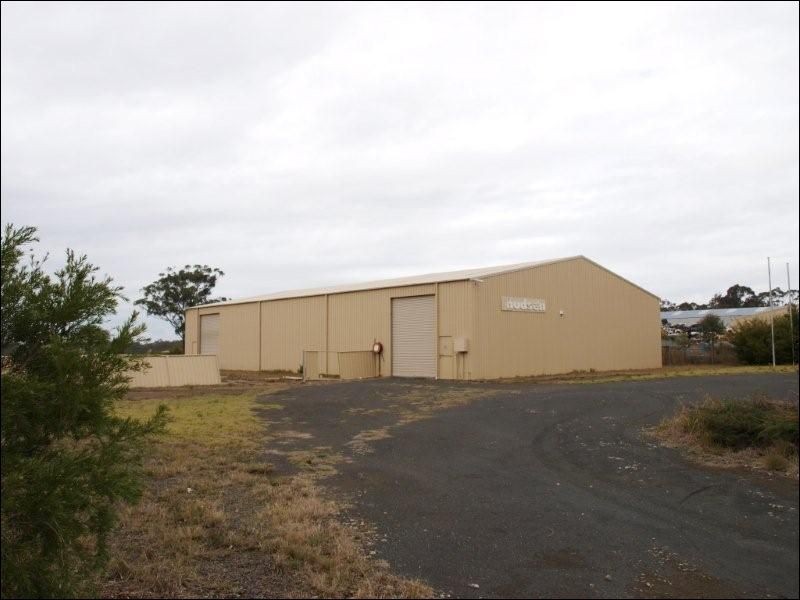 8 Tom Thumb Ave, South Nowra NSW 2541