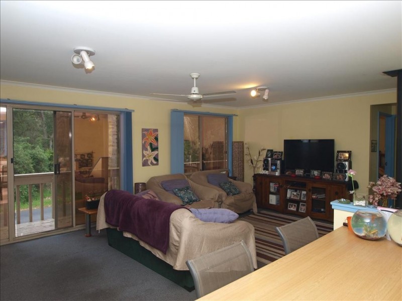 6 Gerroa Road, Shoalhaven Heads NSW 2535