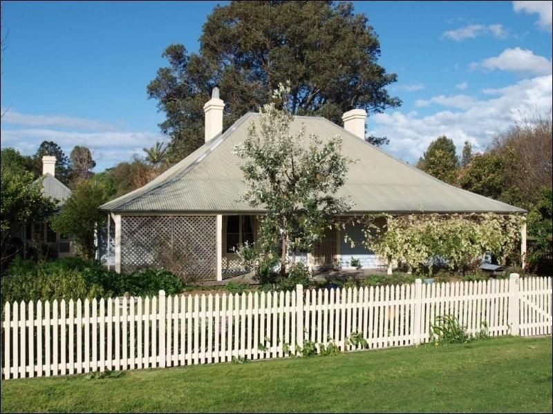6 Holme Street, Nowra NSW 2541