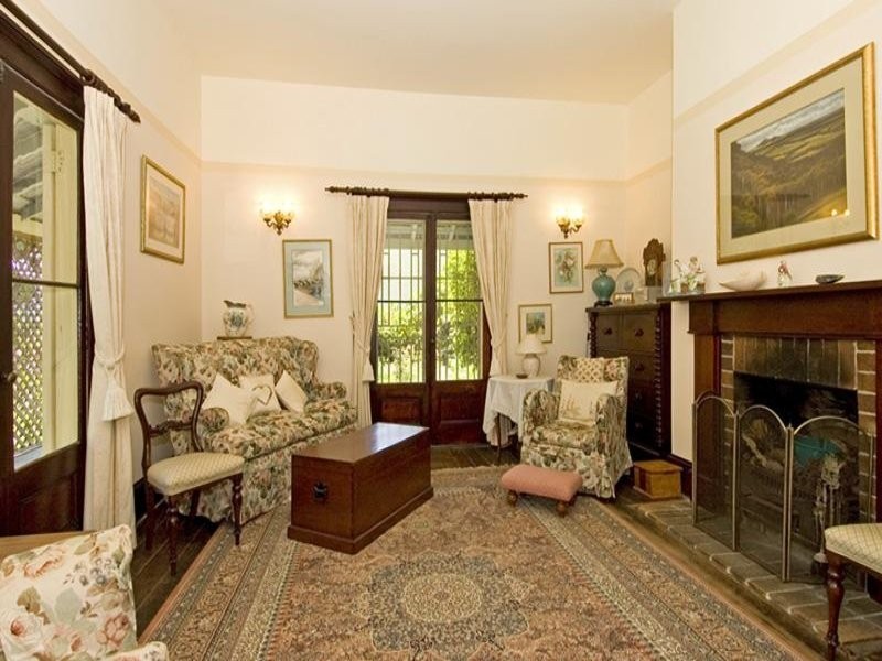 6 Holme Street, Nowra NSW 2541