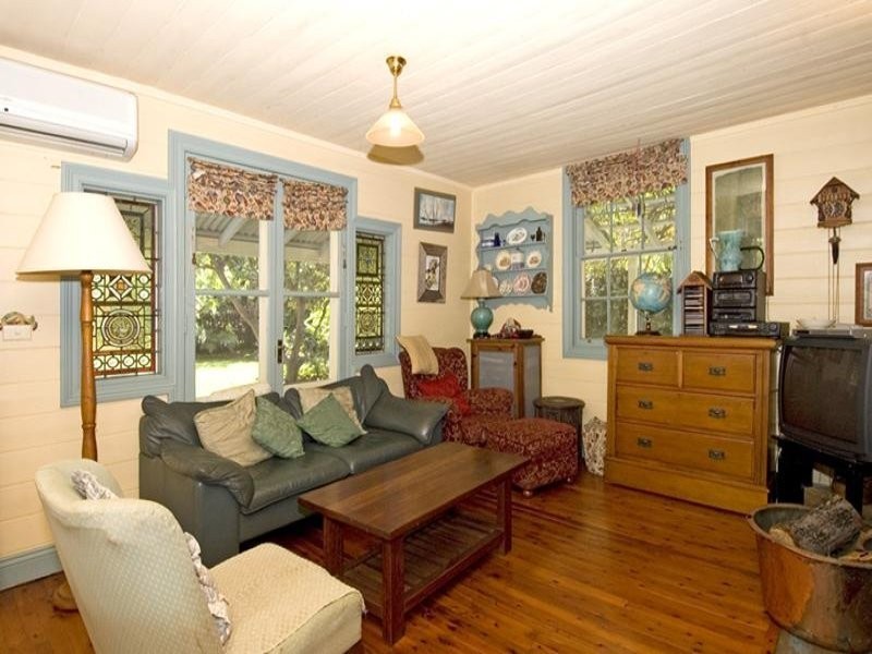 6 Holme Street, Nowra NSW 2541