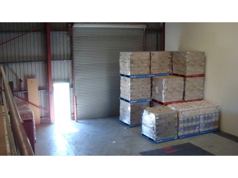 12 Norfolk Ave, South Nowra NSW 2541