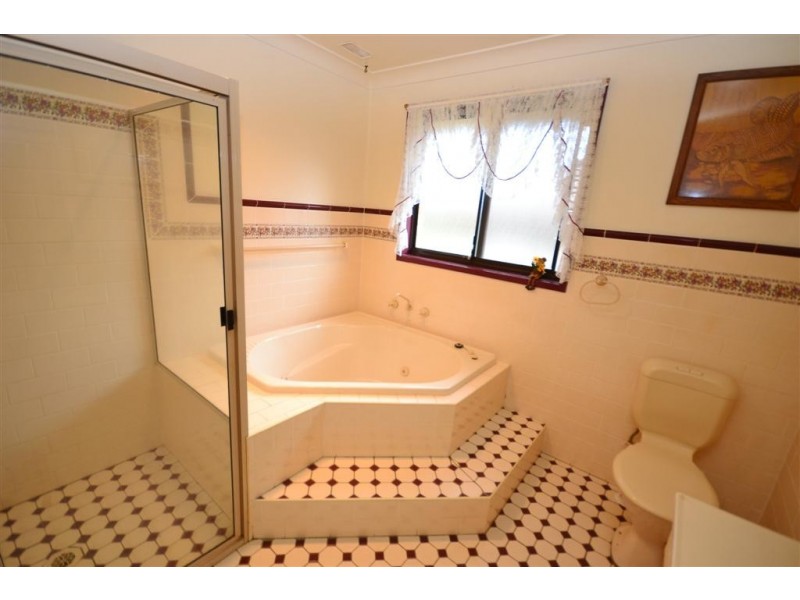 20 Balmaringa Avenue, North Nowra NSW 2541