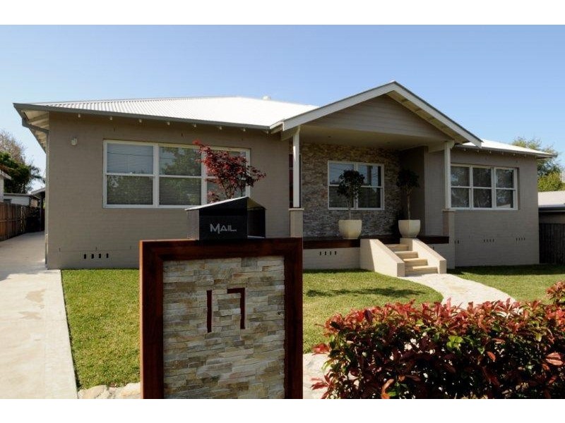 17 Centre Street, Nowra NSW 2541