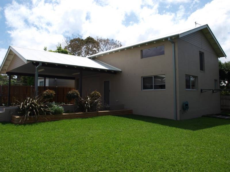 17 Centre Street, Nowra NSW 2541