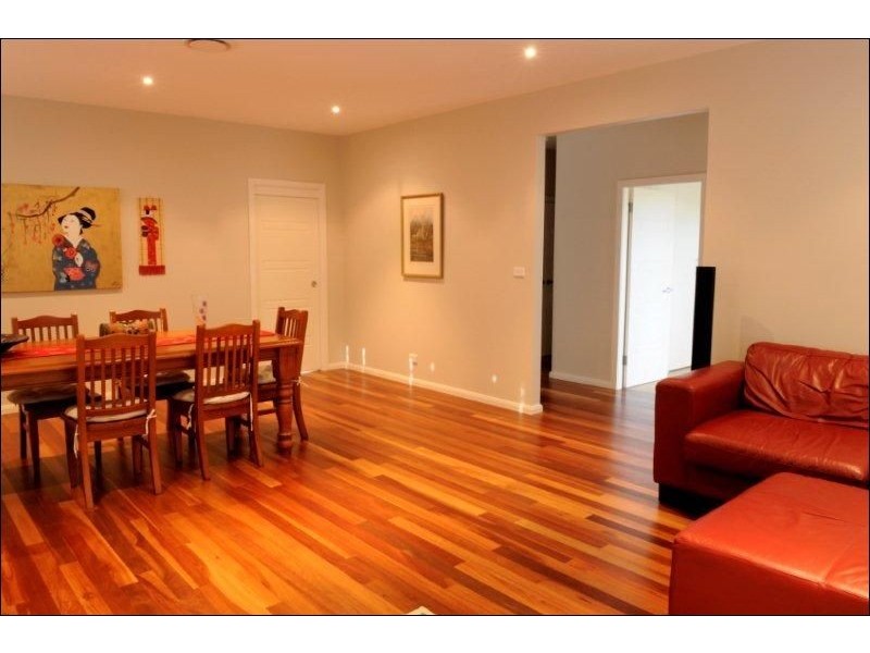 17 Centre Street, Nowra NSW 2541