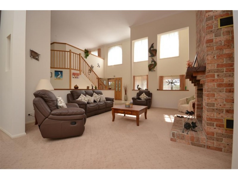 3 Linkwood Drive, Nowra Hill NSW 2540