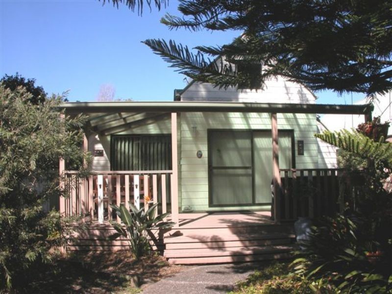 Unit 4 Burrawong Park, Shoalhaven Heads NSW 2535