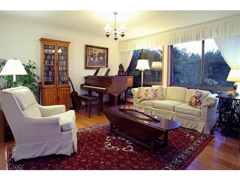 10 Tomlins Road, Berry NSW 2535
