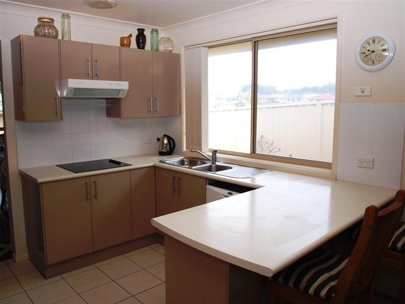 4/73 Rayleigh Drive, Worrigee NSW 2540