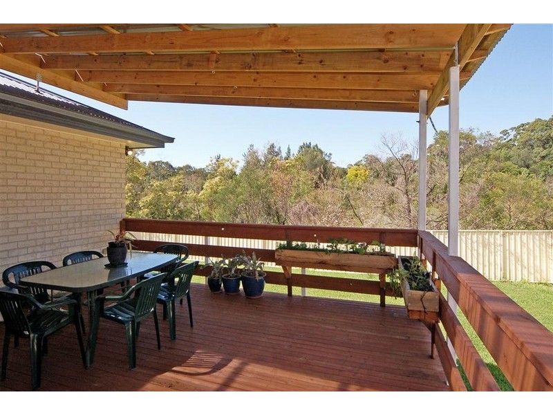 23 Emerald Drive, Meroo Meadow NSW 2540