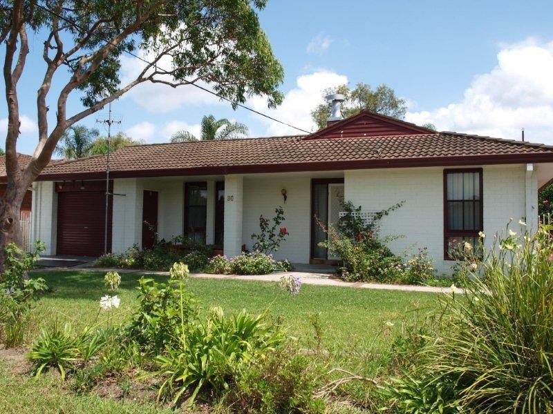 30 Salisbury Drive, Nowra NSW 2541