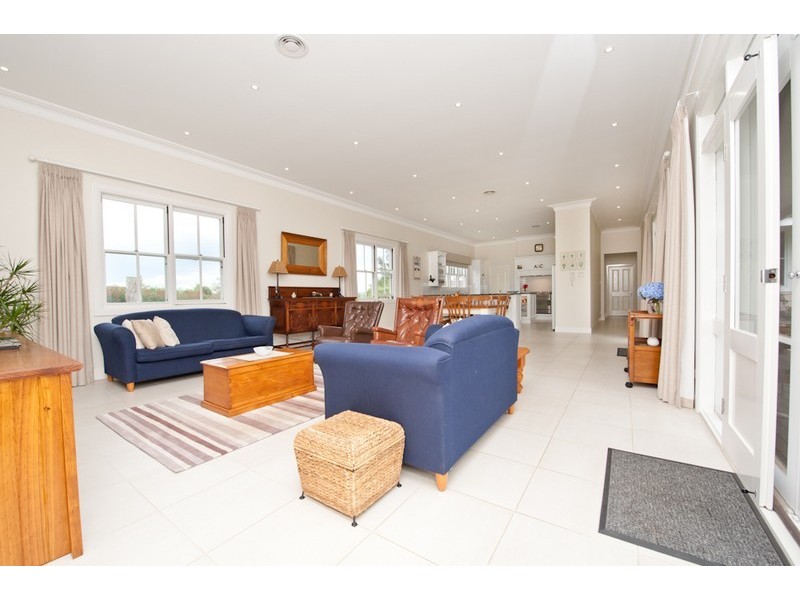 664 Greenwell Point Road, Pyree NSW 2540