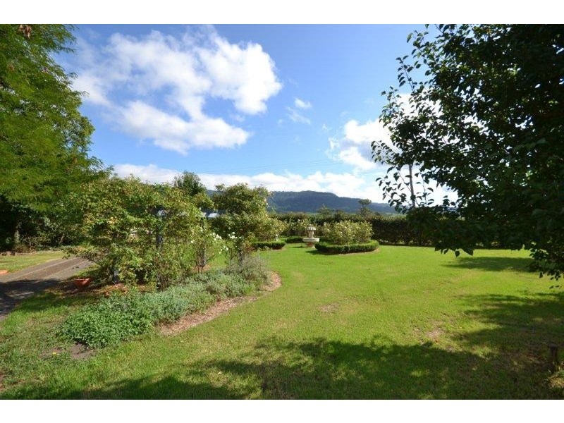 30 Lamonds Lane, Meroo Meadow NSW 2540