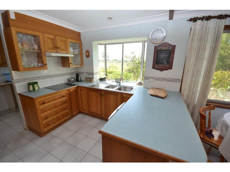 30 Lamonds Lane, Meroo Meadow NSW 2540