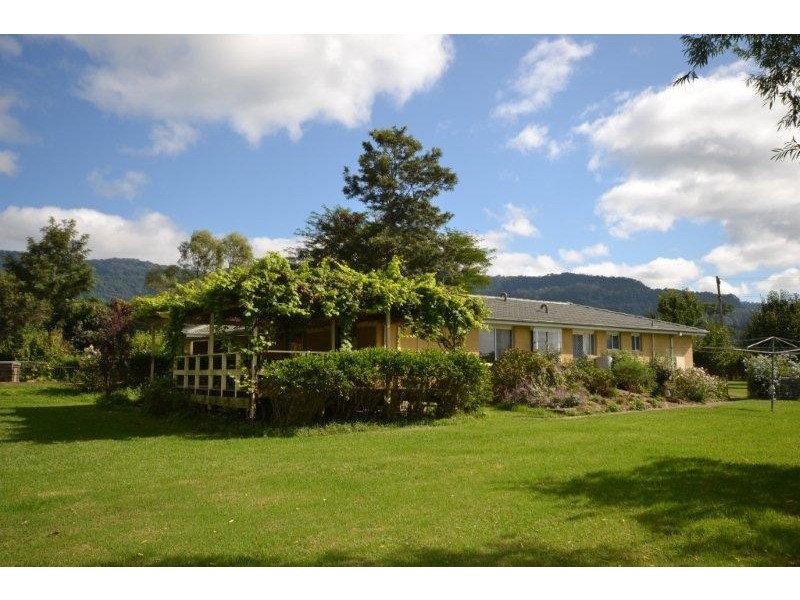 30 Lamonds Lane, Meroo Meadow NSW 2540