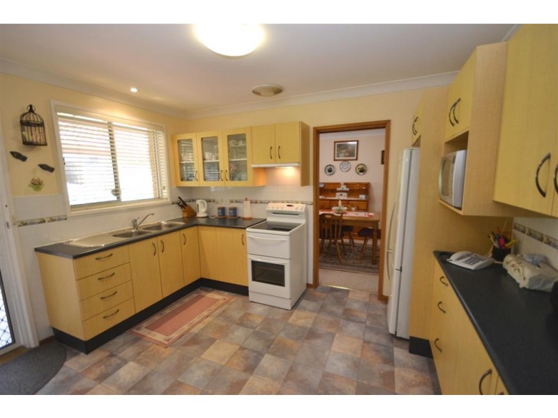 19 South Street, Greenwell Point NSW 2540