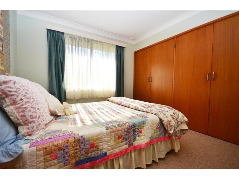 19 South Street, Greenwell Point NSW 2540
