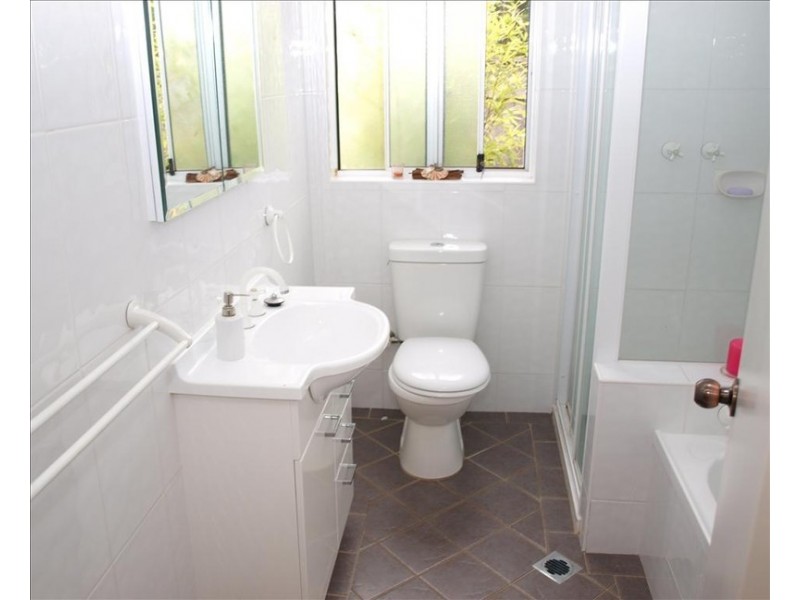 125 Berry Street, Nowra NSW 2541