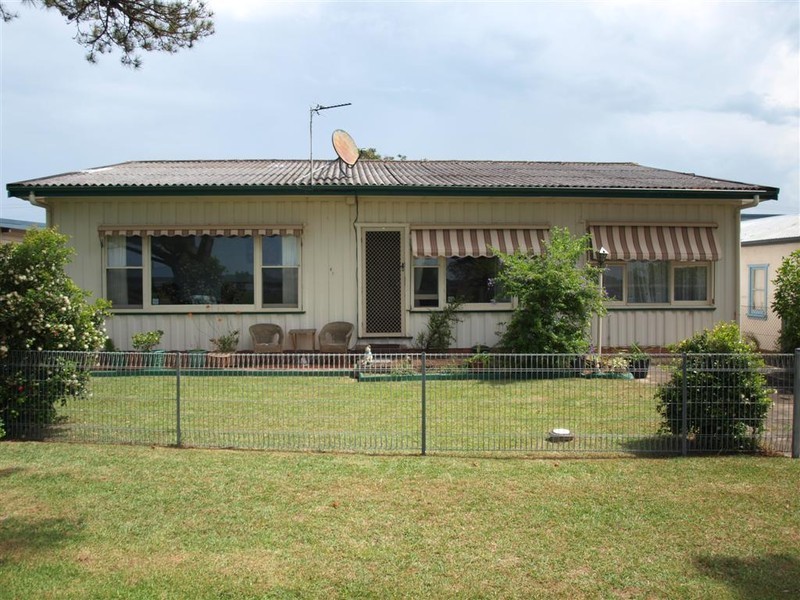 87 Adelaide Street, Greenwell Point NSW 2540